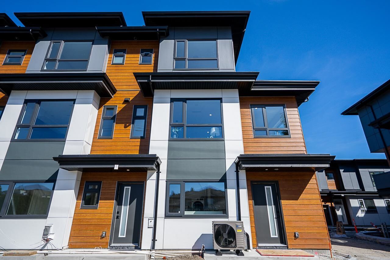 Property Photo: 10380 No. 4 Road 2 BC V7A 2Z7