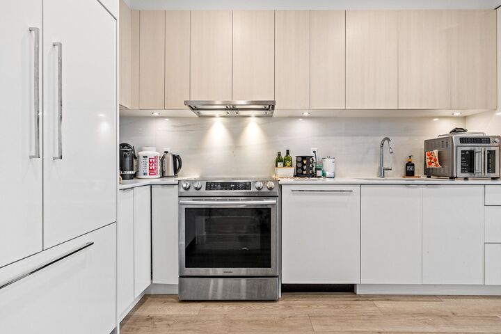 Property Photo: 1892 Starling Drive 215 BC V4M 0C7