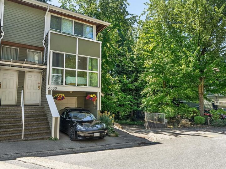 Property Photo: 3360 Cobblestone Avenue BC V5S 4S4