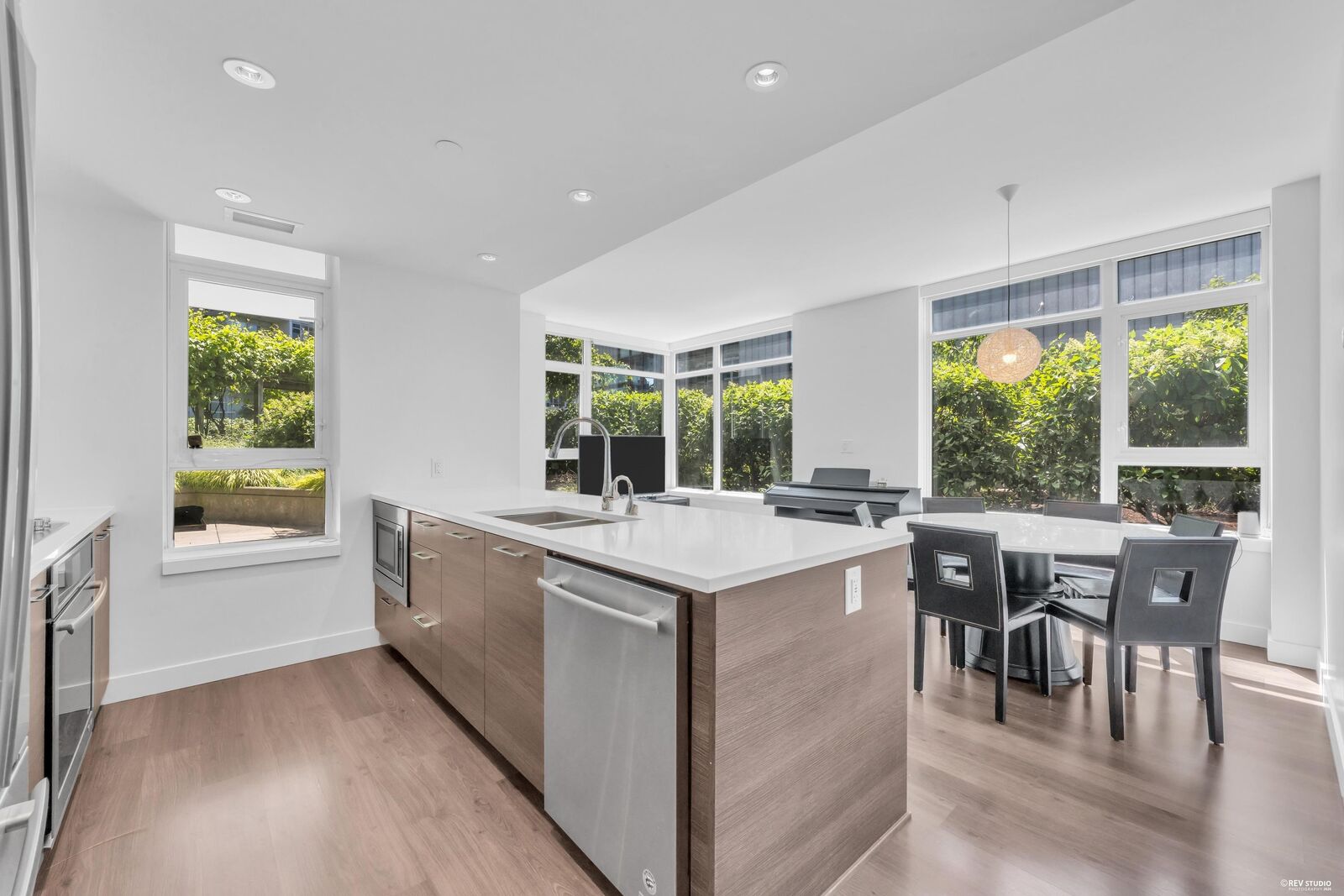 Property Photo: 8538 River District Crossing 203 BC V5S 0C9