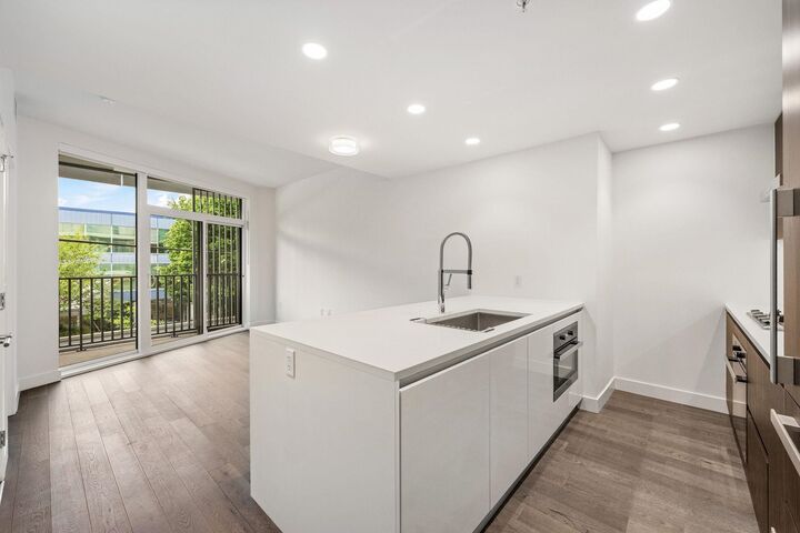 Property Photo: 2888 Arbutus Street 206 BC V6J 0J1