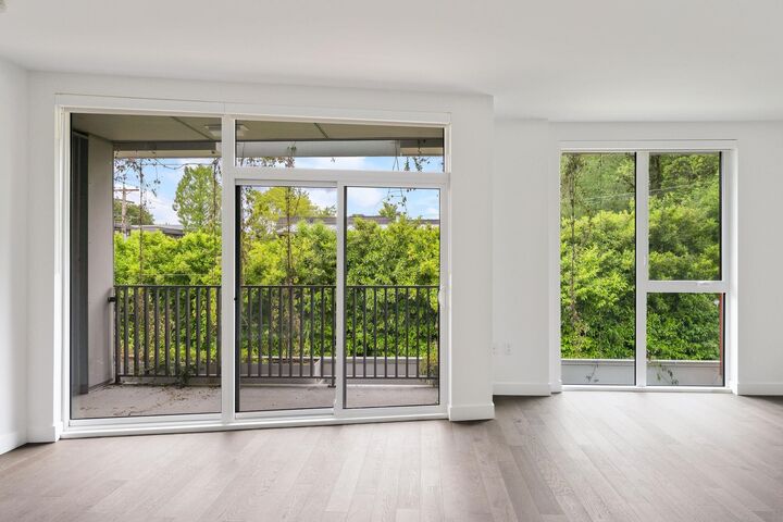 Property Photo: 2888 Arbutus Street 303 BC V6J 0J1