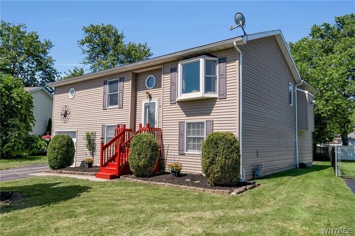 Property Photo:  215 Summit Avenue  NY 14224 
