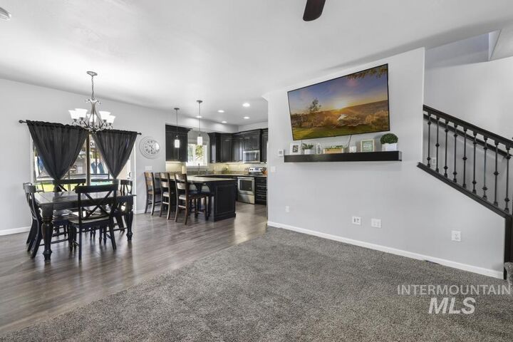 Property Photo: 2496 Village St ID 83301