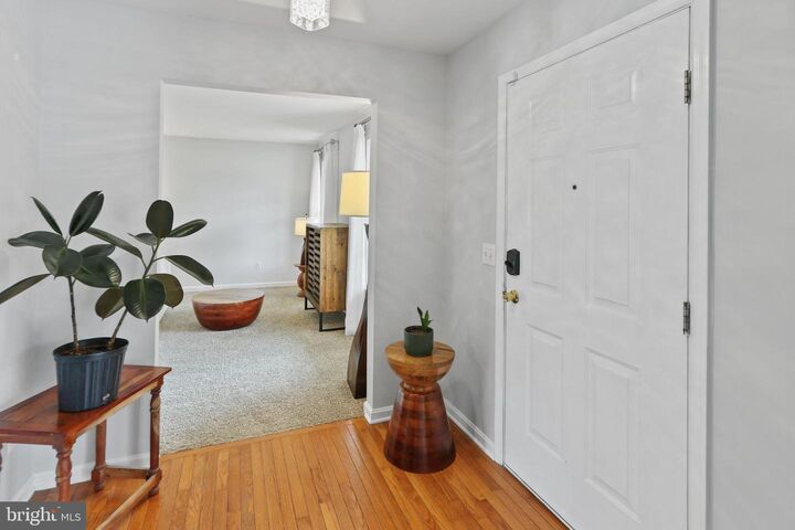Property Photo:  7 Pin Oak Drive  DE 19904 