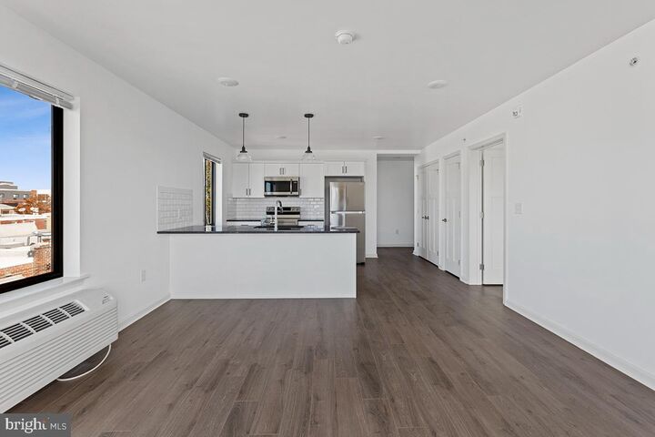Property Photo: 404 Fountain St 207 PA 19128