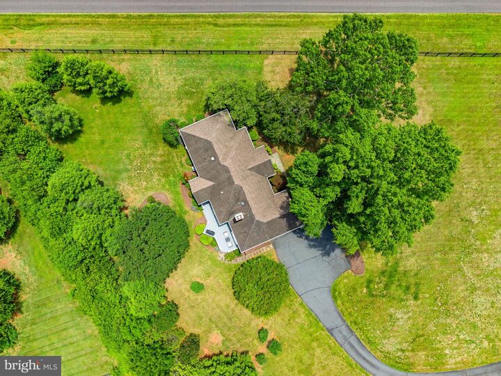Property Photo:  19507 Clair Manor Drive  VA 22701 