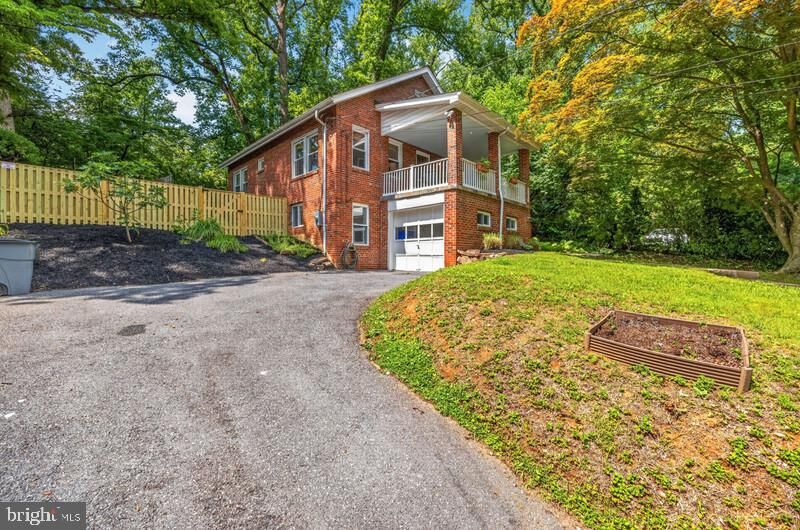 Property Photo: 5312 Tuscarawas Road MD 20816