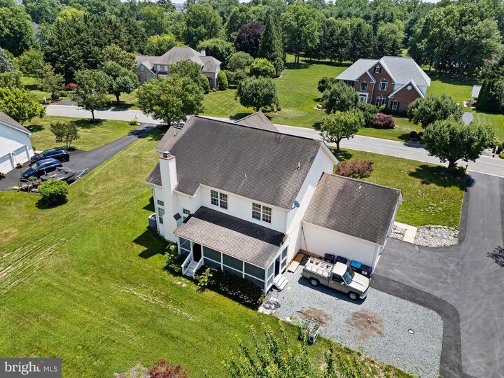 Property Photo:  107 Sassafras Drive  DE 19709 
