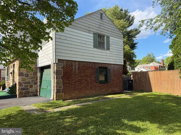 Property Photo: 45 N 31st Street PA 17011
