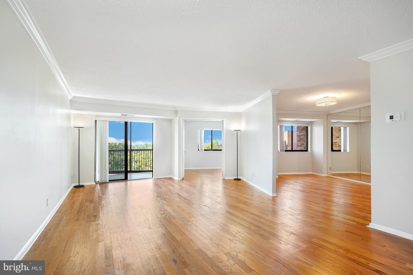 Property Photo: 5904 Mount Eagle Drive 614 VA 22303