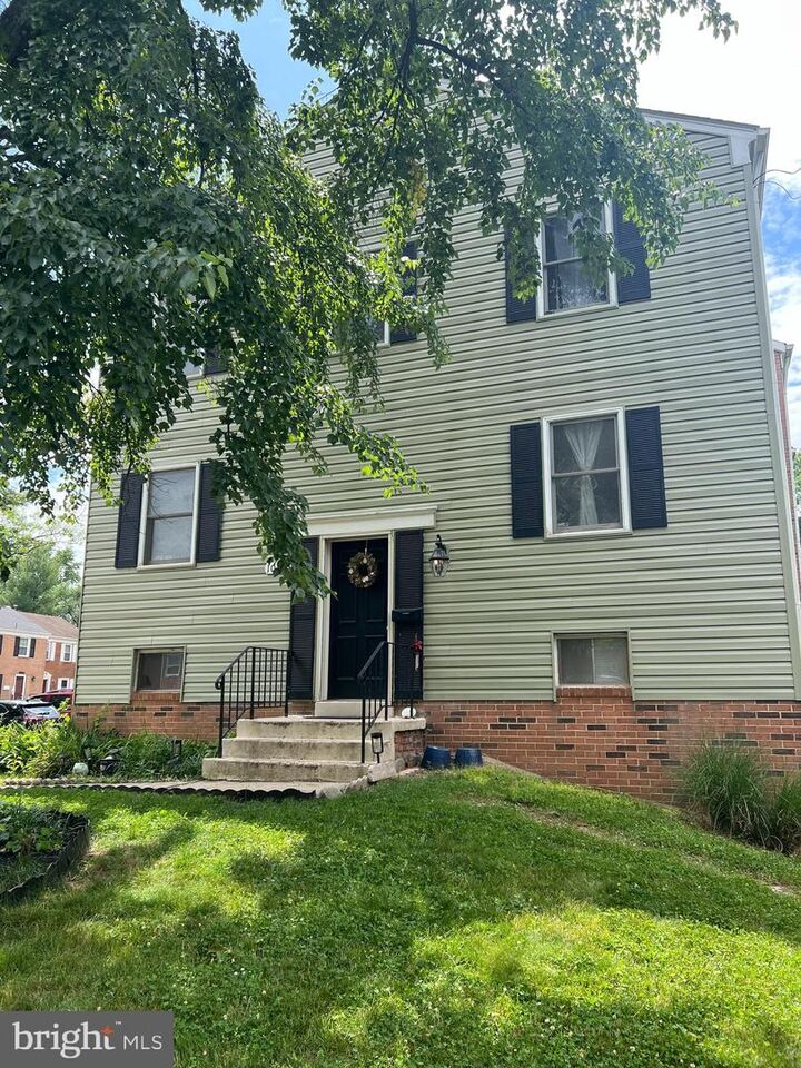 Property Photo:  10100 Tasker Drive  VA 20109 