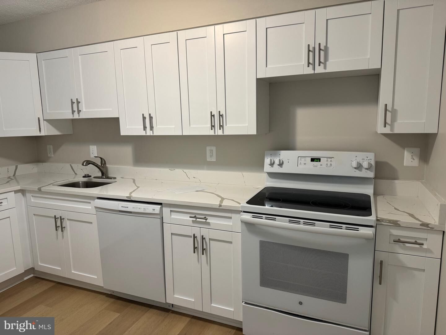 Property Photo: 15107 Interlachen Drive 2-620 MD 20906