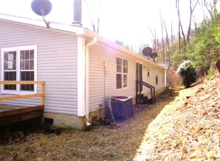 Property Photo: 47 Integrity Mountain Road NC 28763