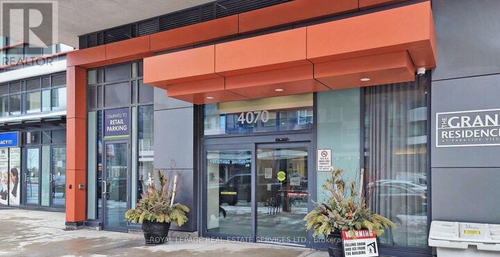Property Photo:  4070 Confederation Parkway 2909  ON L5B 0E9 