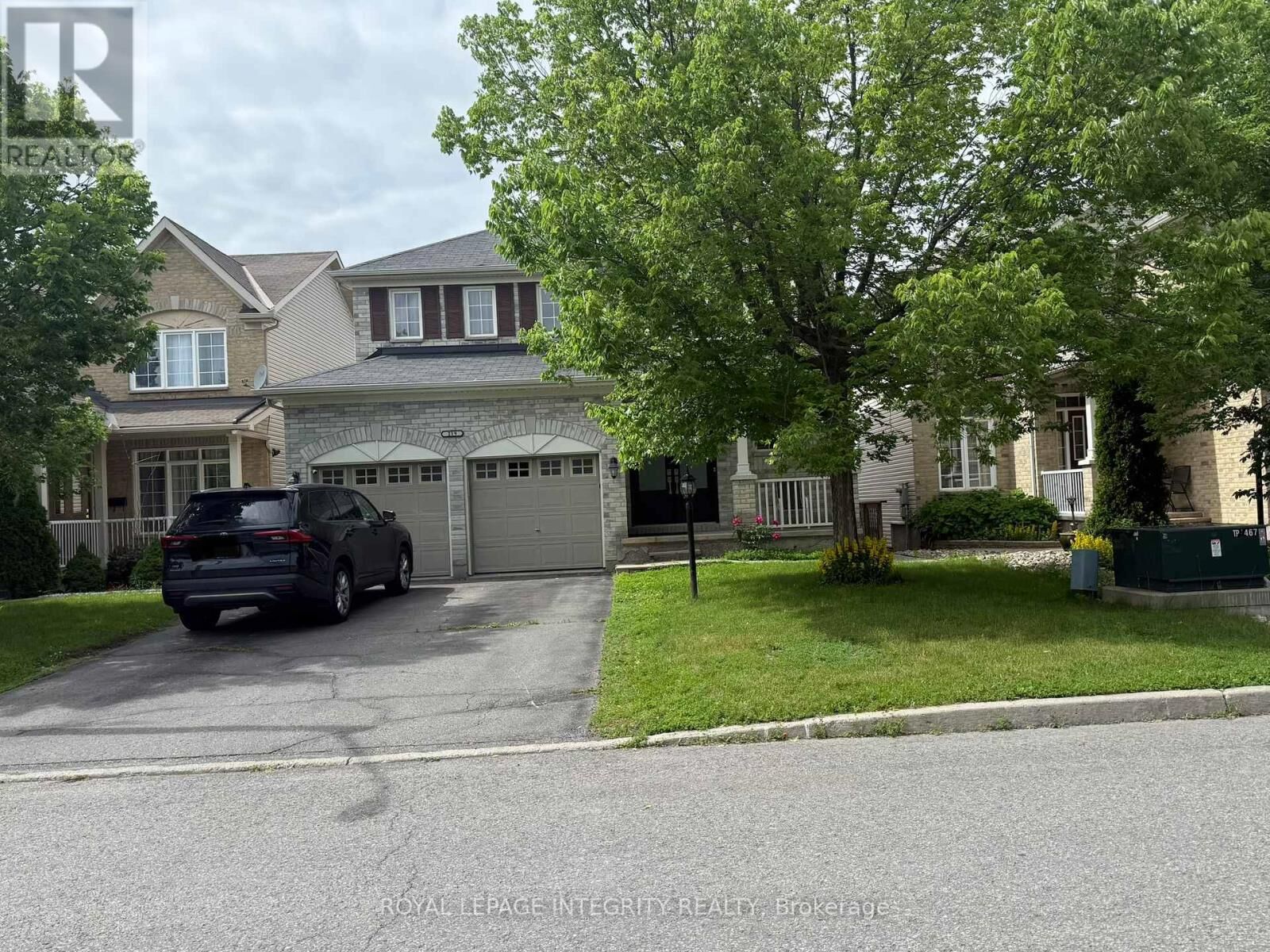 Property Photo:  219 Lucinda Crescent  ON K1W 0A1 