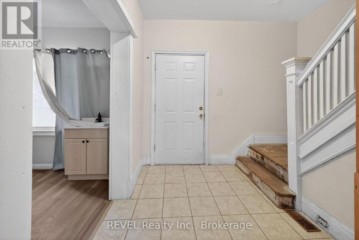 Property Photo:  64 Division Street  ON L2R 3G6 