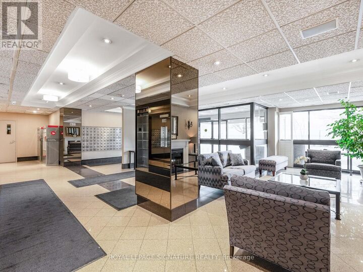 Property Photo:  1300 Mississauga Valley Boulevard 1403  ON L5A 3S8 