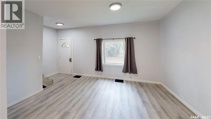 Property Photo:  1343 Rae Street  SK S4T 2C4 