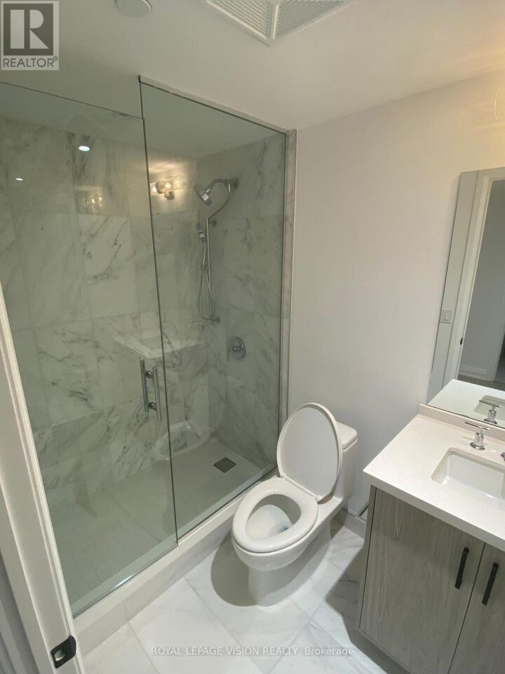 Property Photo: 505 Glencairn Avenue 302 ON M6B 0B2