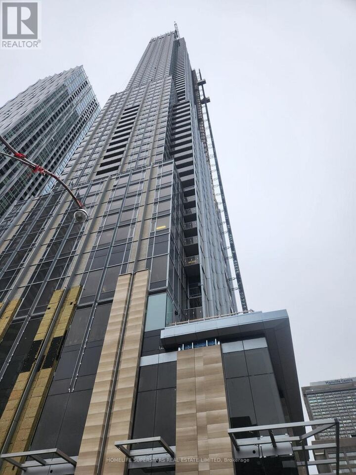 Property Photo: 11 Yorkville Avenue 3110 ON M4W 0B7