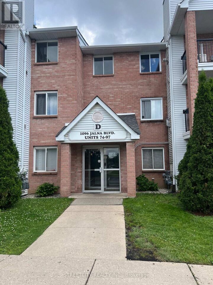 Property Photo: 1096 Jalna Boulevard 91 ON N6E 3B8