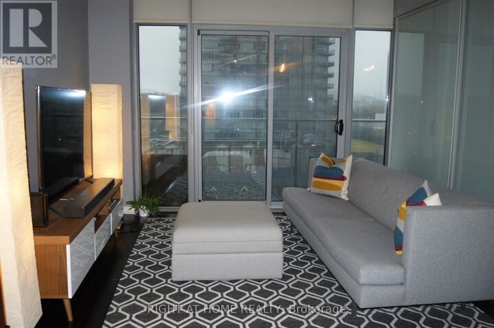 Property Photo: 103 The Queensway 715 ON M6S 5B3