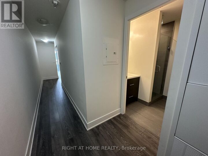 Property Photo:  188 Fairview Mall Drive 605  ON M2J 0H7 