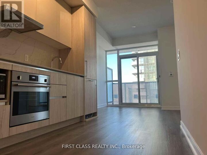 Property Photo: 225 Commerce Street West 3315 ON L4K 5Z7