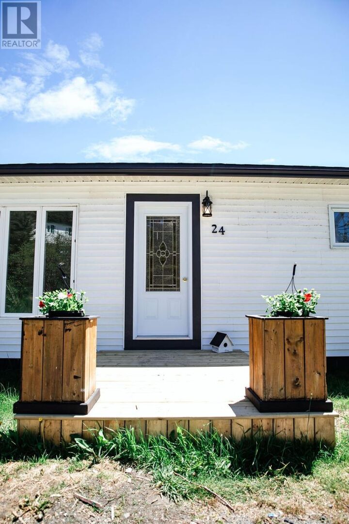 Property Photo: 24 Cabot Lane NL A0B 2G0