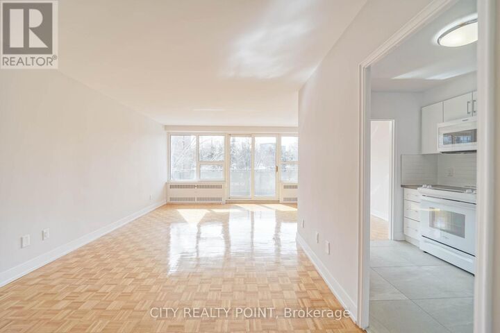 Property Photo: 10 Shallmar Boulevard 703 ON M5N 1J4