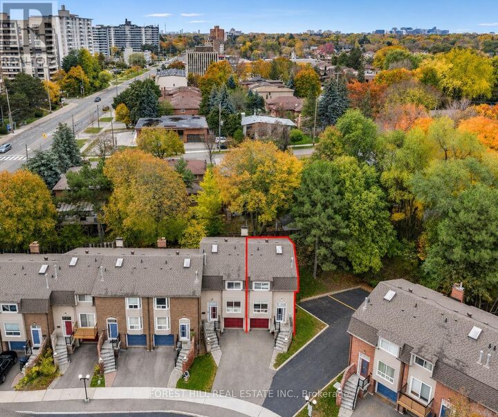 Property Photo:  27 Wild Ginger Way 7  ON M3H 5W9 