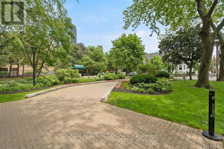 Property Photo:  40 Homewood Avenue 210  ON M4Y 2K2 