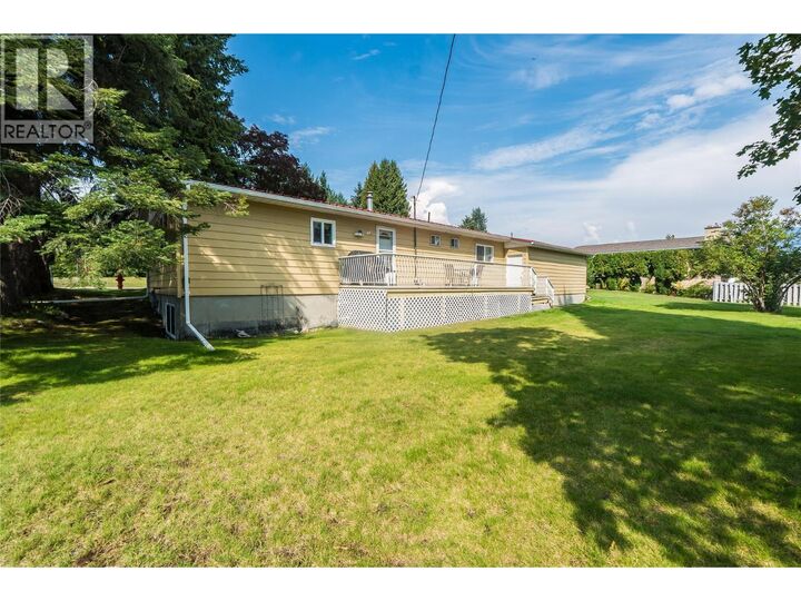 Property Photo: 2625 6th Avenue BC V1N 2W3
