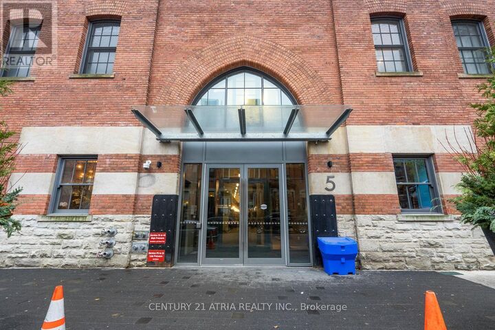 Property Photo:  5 St Joseph Street 207  ON M4Y 1J6 