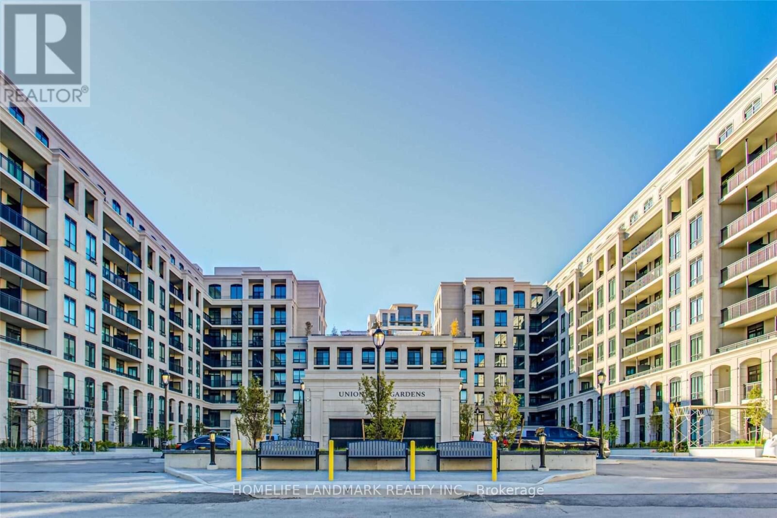 Property Photo:  268 Buchanan Drive 216W  ON L3R 8G9 