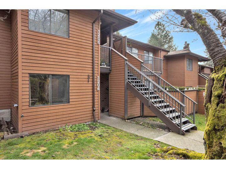 Property Photo: 10620 150 Street 1204 BC V3R 7S1
