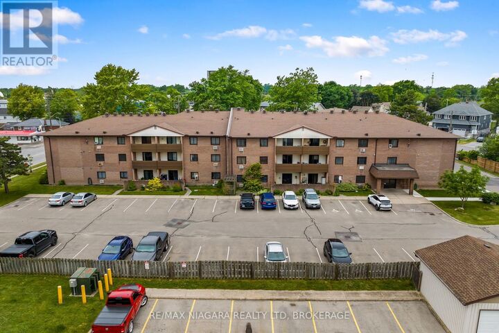 72 Main Street 325 — photo 1