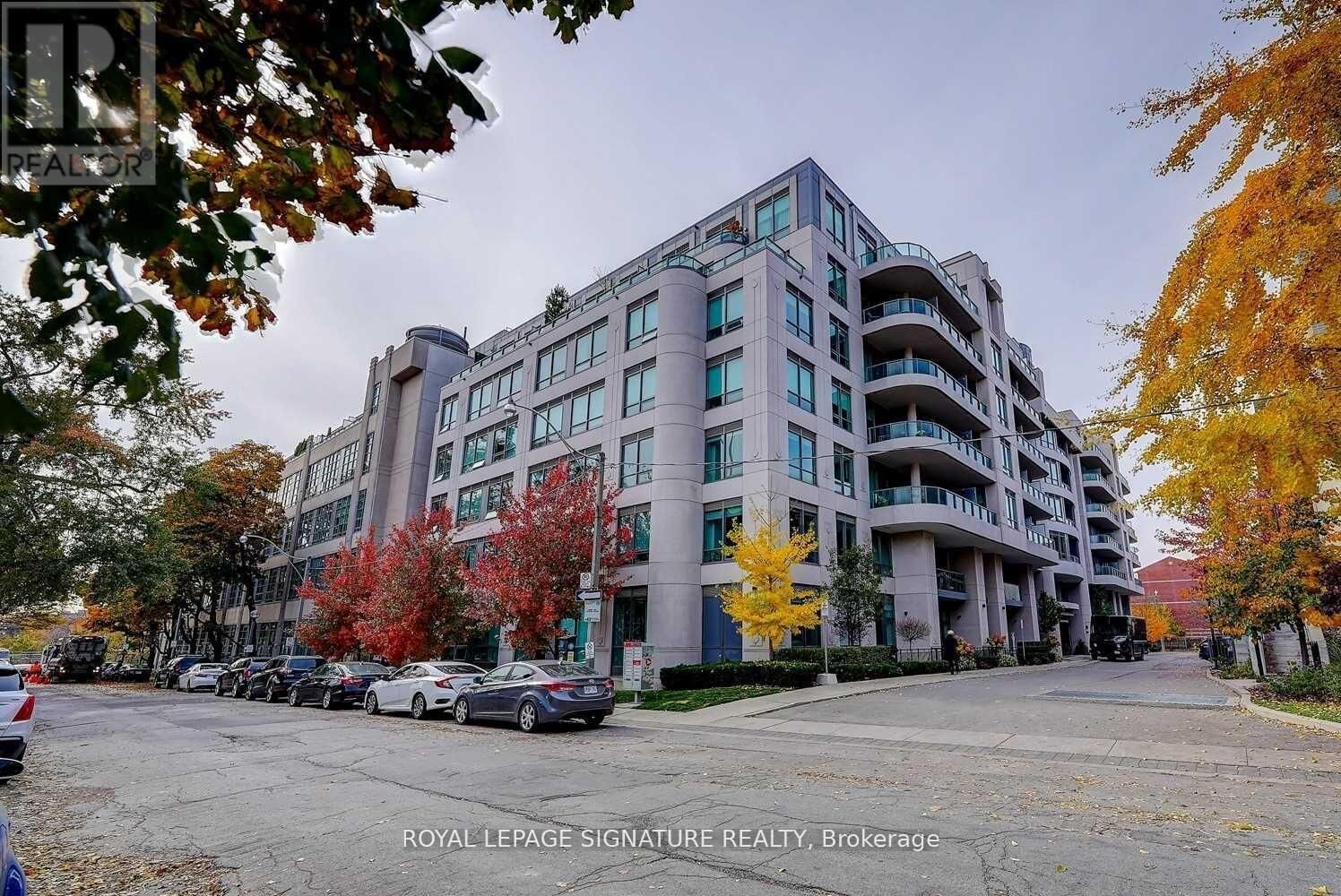 Property Photo:  377 Madison Avenue 319  ON M4V 3E1 