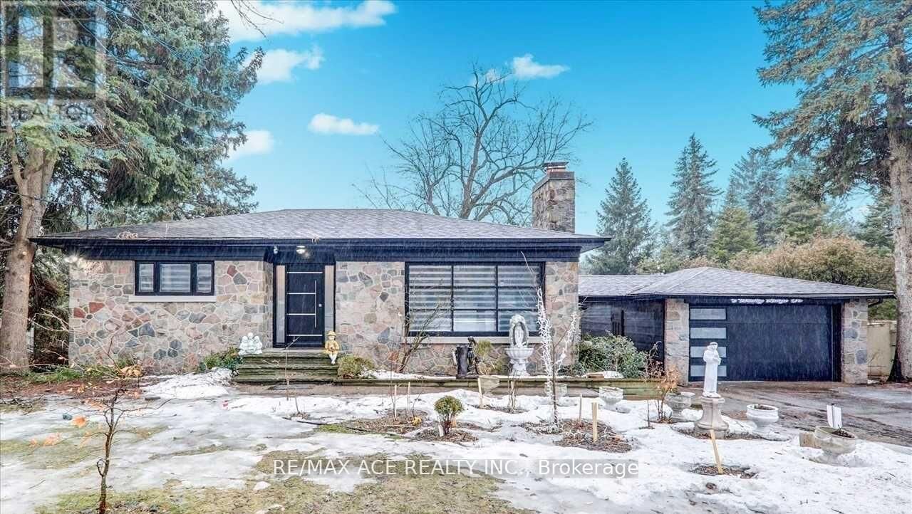 Property Photo:  5 Windy Ridge Drive  ON M1M 1H6 