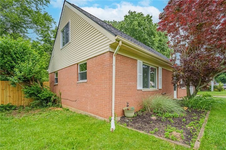 Property Photo: 842 Murray Hill Drive OH 45385