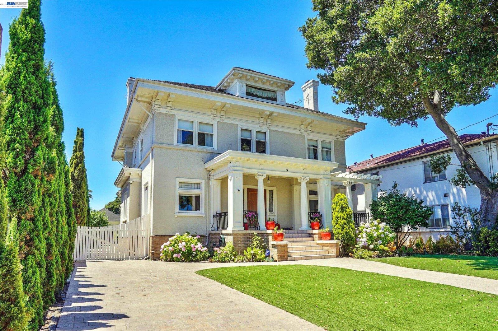 Property Photo: 2056 Santa Clara Ave CA 94501