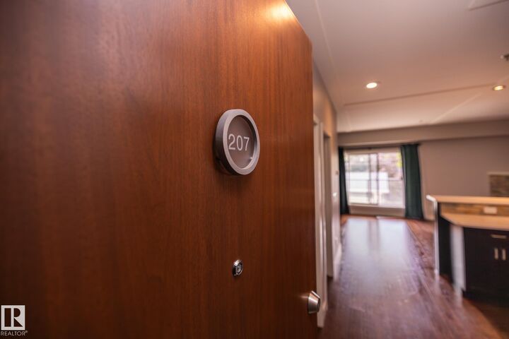 Property Photo: 9750 94 Street NW 207 AB T6C 2E3
