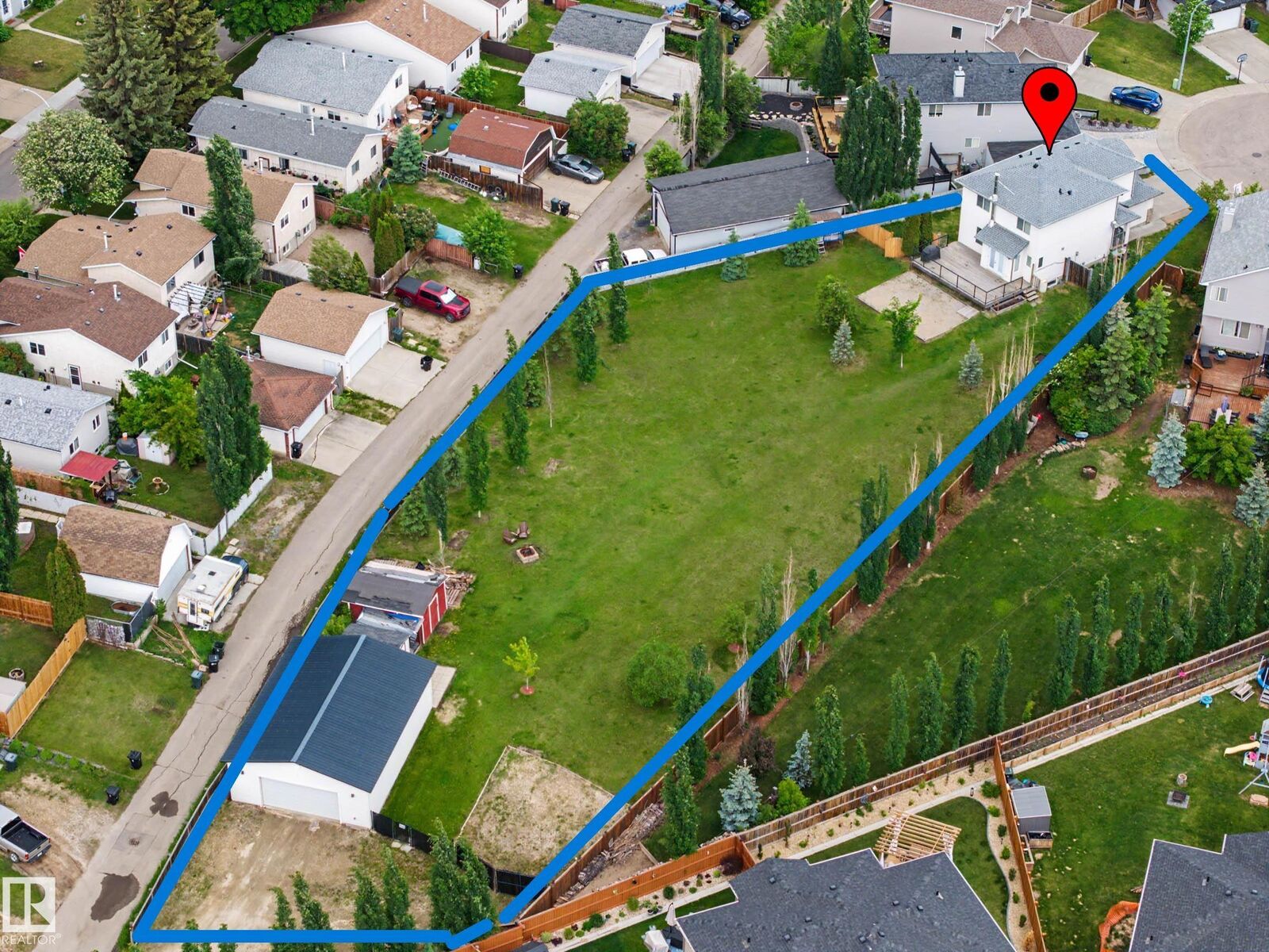 Property Photo: 62 Greystone Crescent AB T7A 0A7