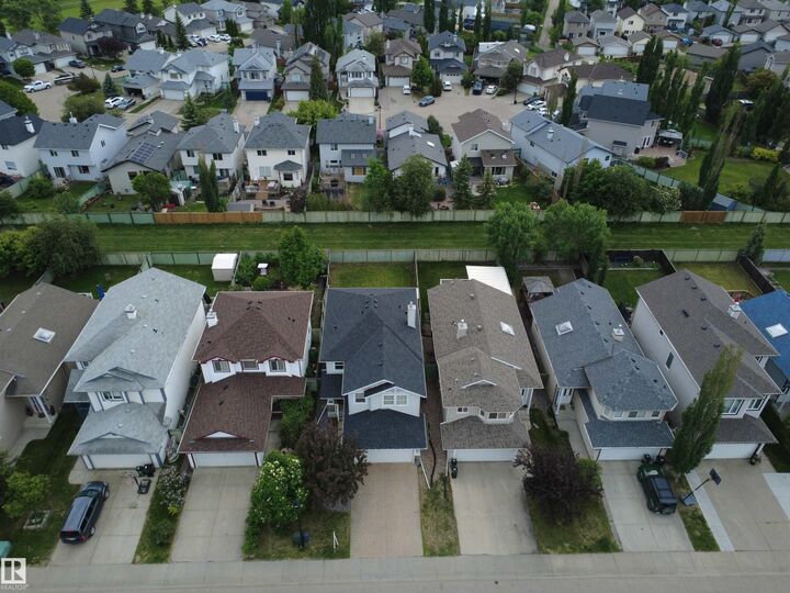 Property Photo:  21113 92A Avenue NW  AB T5T 6Z2 