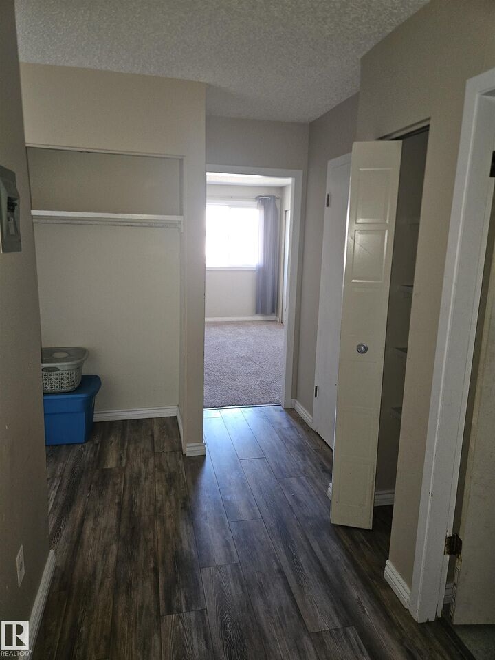 Property Photo: 10615 110 Street NW NW 301 AB T5H 3C7
