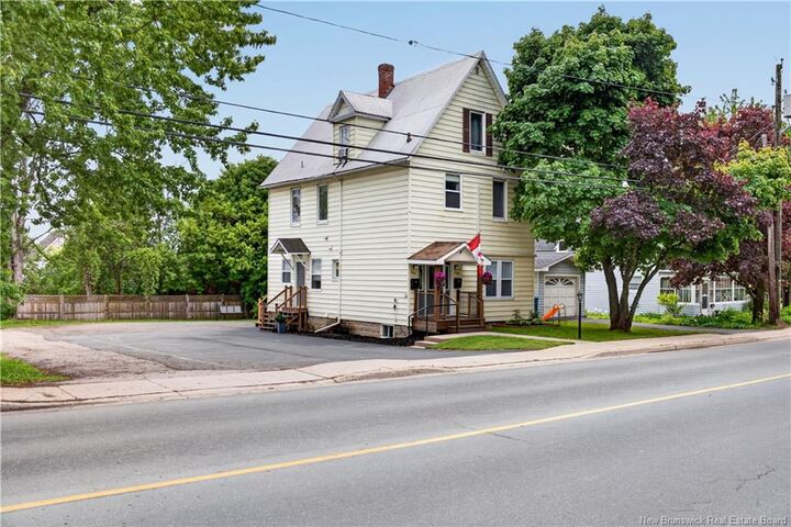 Property Photo:  114 Pleasant Street  NB E1V 1X7 