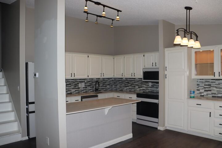 Property Photo:  9712 Cimarron Circle  MN 55305 