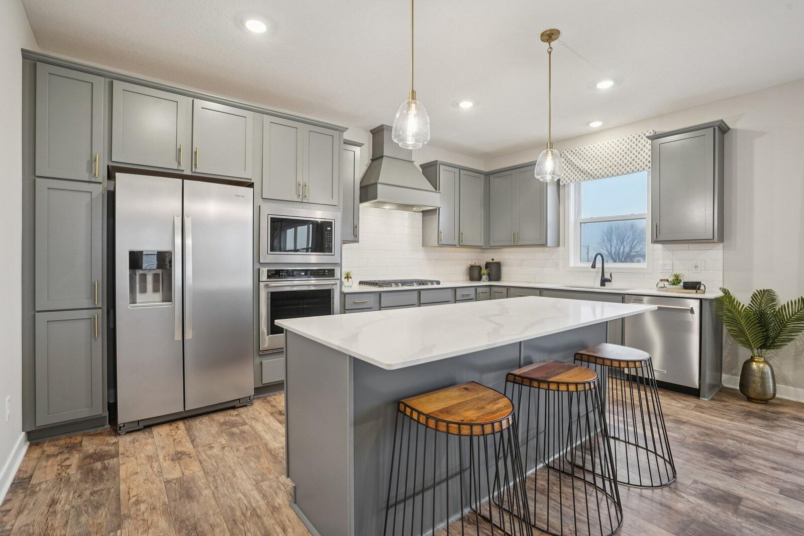 Property Photo: 1686 Elbert Drive MN 55379