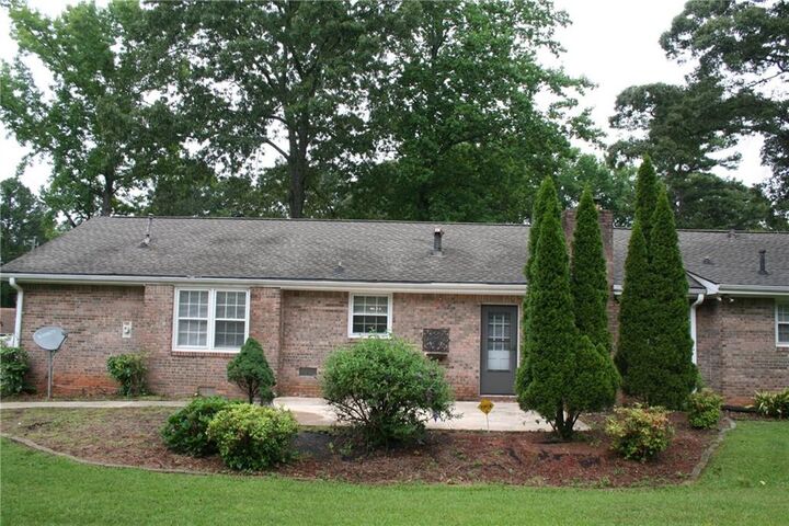 Property Photo: 2075 Pinewood Drive GA 30016